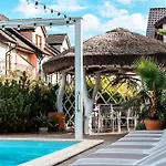 Orbisa Bis Basen Sauna Jacuzzi Rowery Parking W Cenie Pobytu