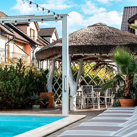 Orbisa Bis Basen Podgrzewany Sauna Jacuzzi Rowery Parking Klimatyzacja W Cenie Pobytu Sniadanie