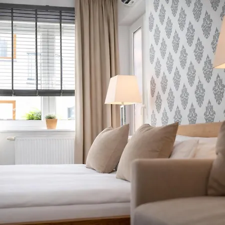 Privatunterkunft Orbisa Bis Basen Podgrzewany Sauna Jacuzzi Rowery Parking Klimatyzacja W Cenie Pobytu Sniadanie *